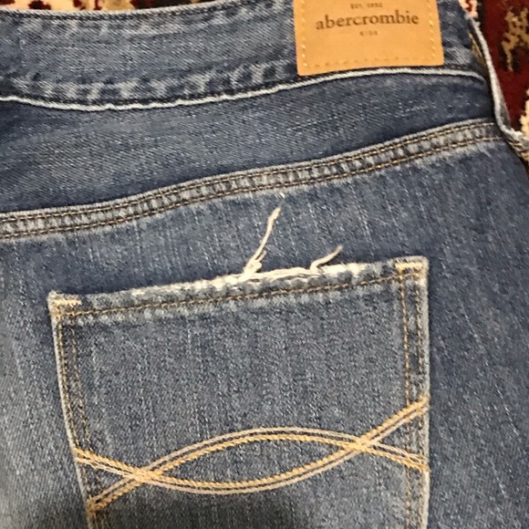 Abercrombie 2010s era - Picture 8 of 8